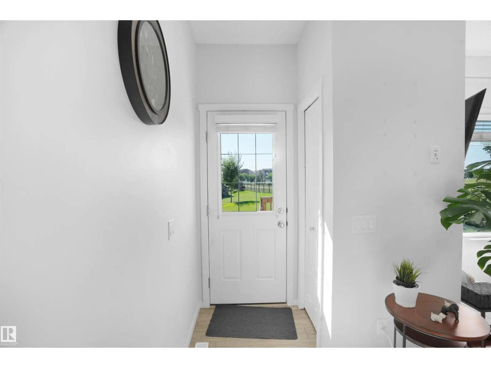 #39 6004 ROSENTHAL WY NW