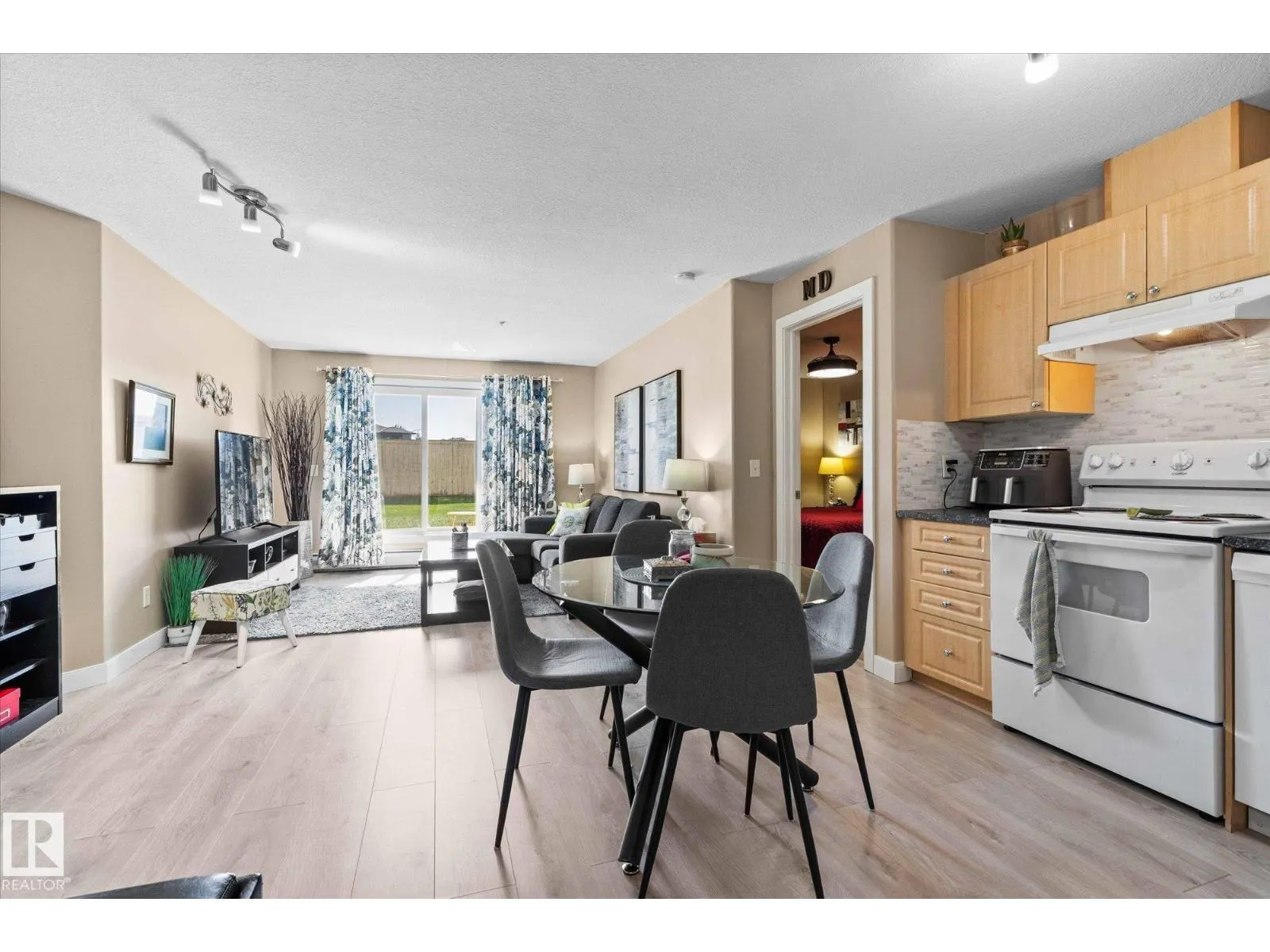 #120 240 SPRUCE RIDGE RD