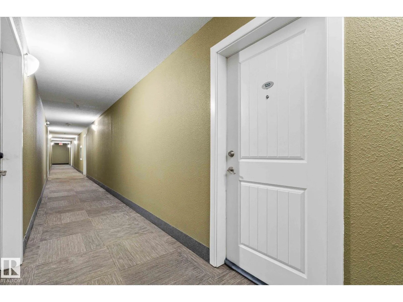 #120 240 SPRUCE RIDGE RD