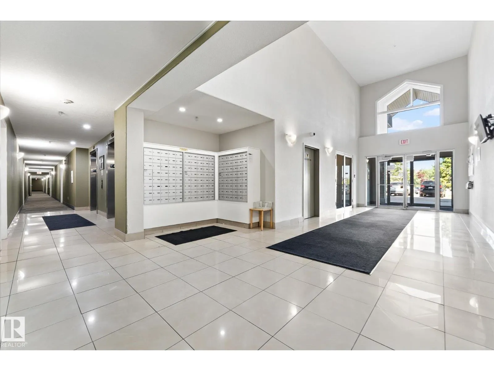 #120 240 SPRUCE RIDGE RD