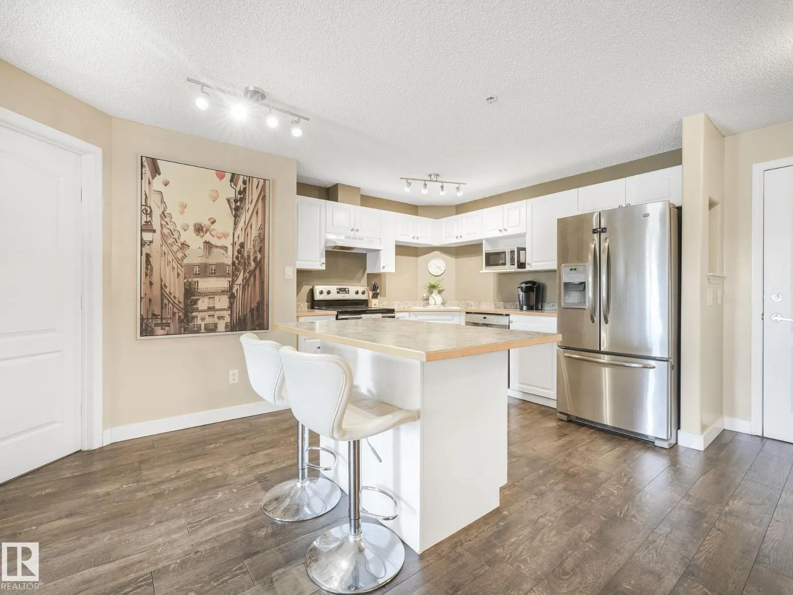 #204 5340 199 ST NW