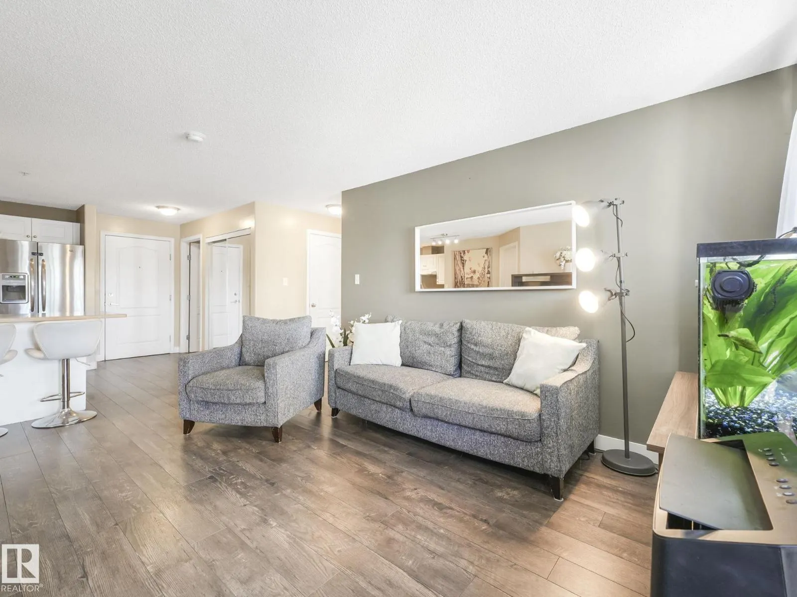 #204 5340 199 ST NW