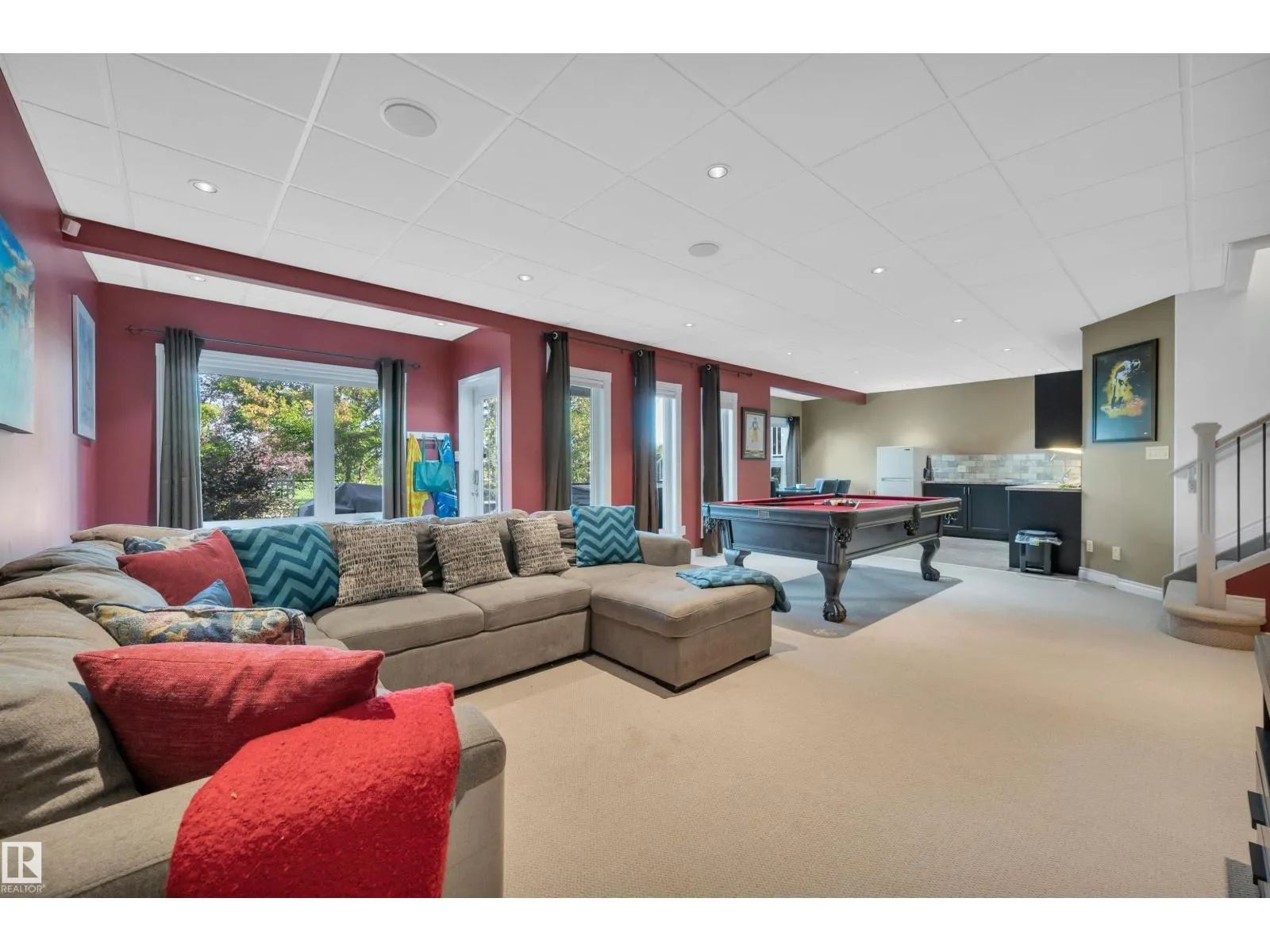 416 Forrest DR