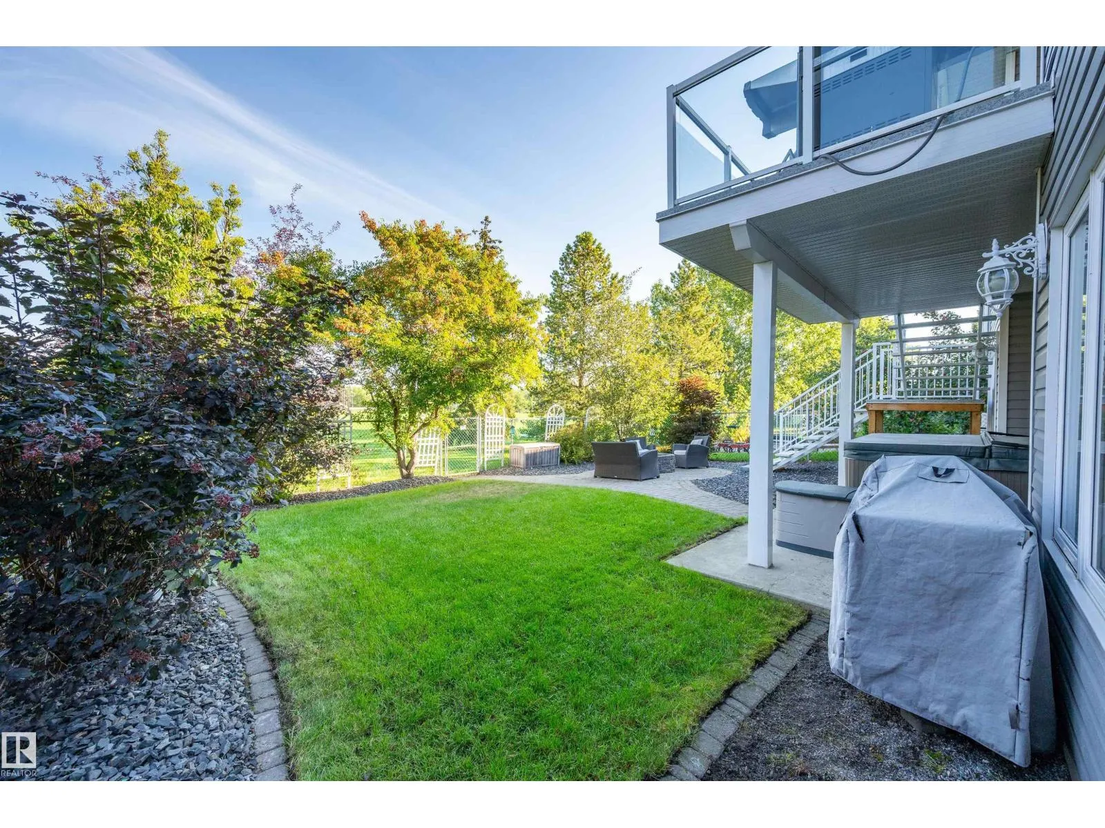 416 Forrest DR