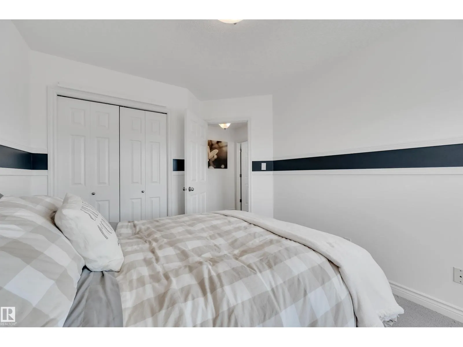 416 Forrest DR