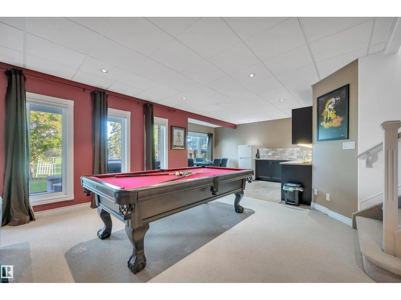 416 Forrest DR