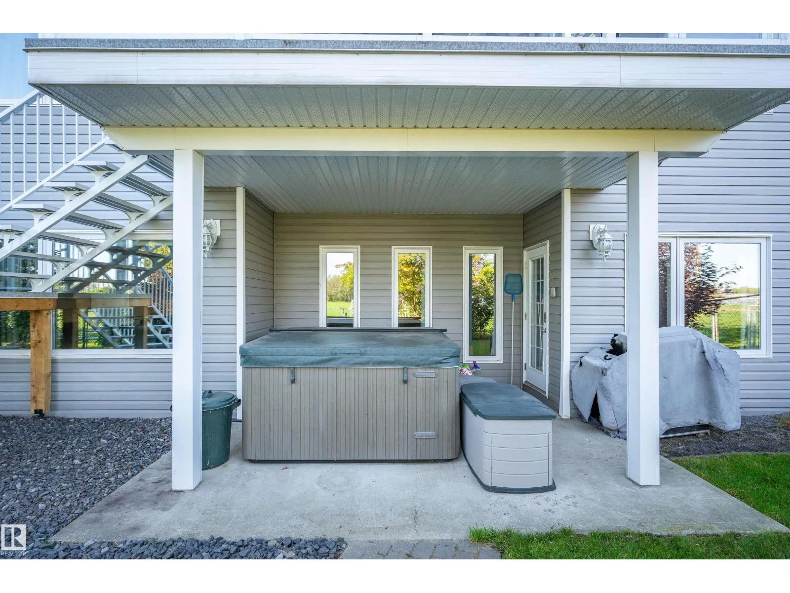 416 Forrest DR