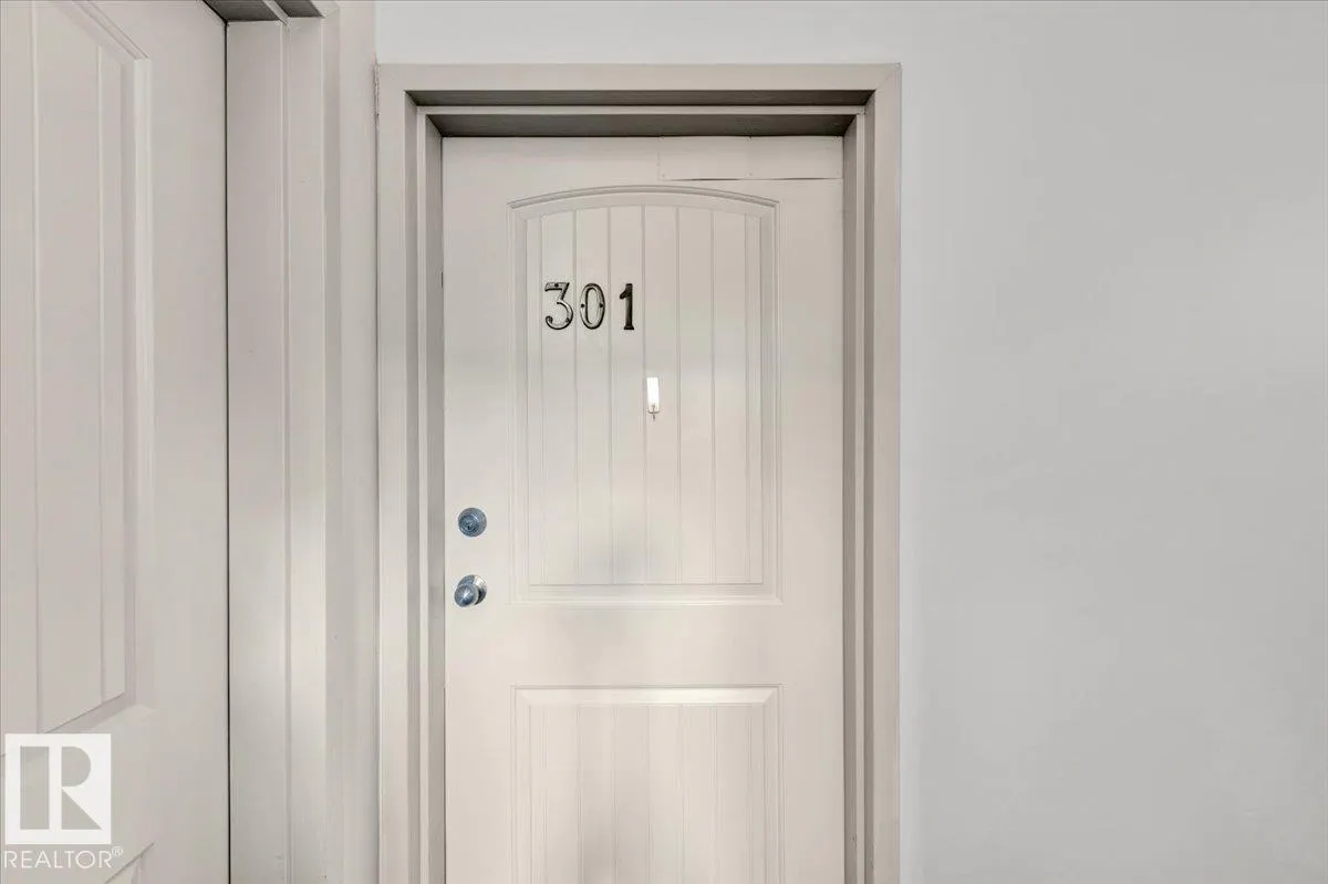 #301 4415 48 ST