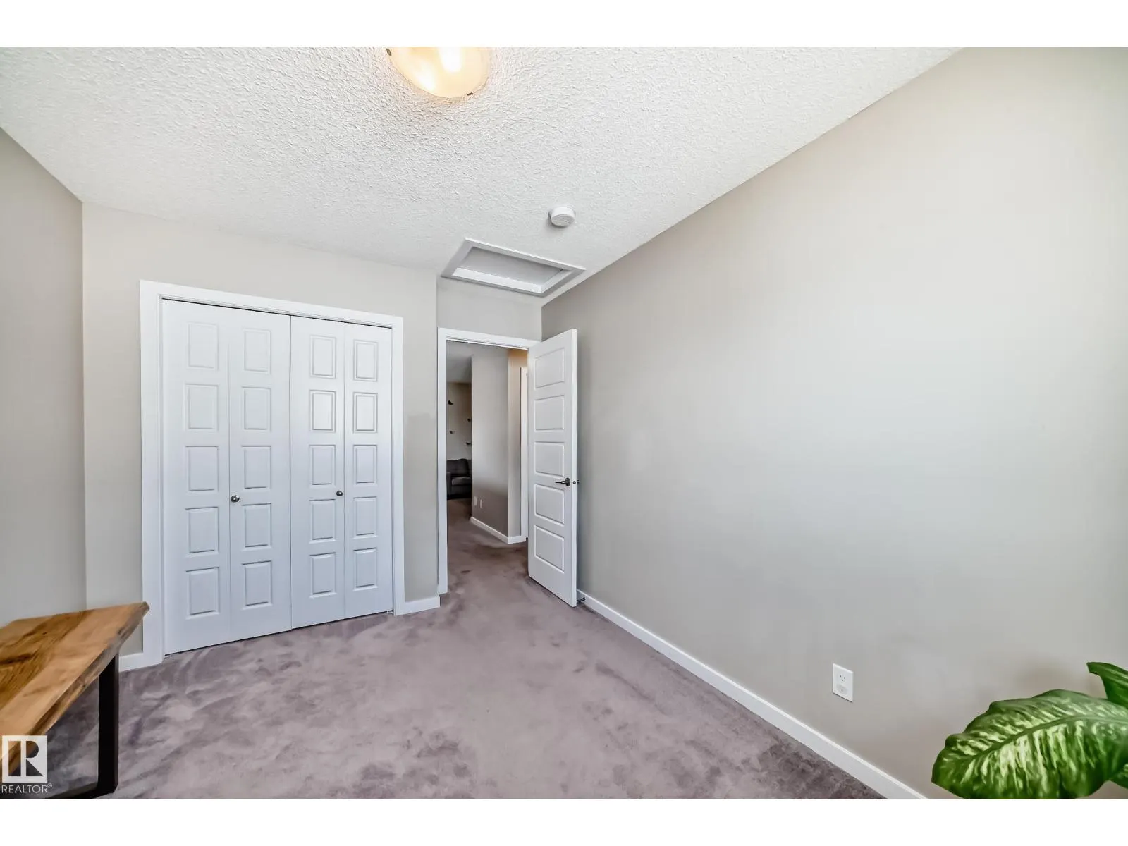 1247 McConachie BV NW NW