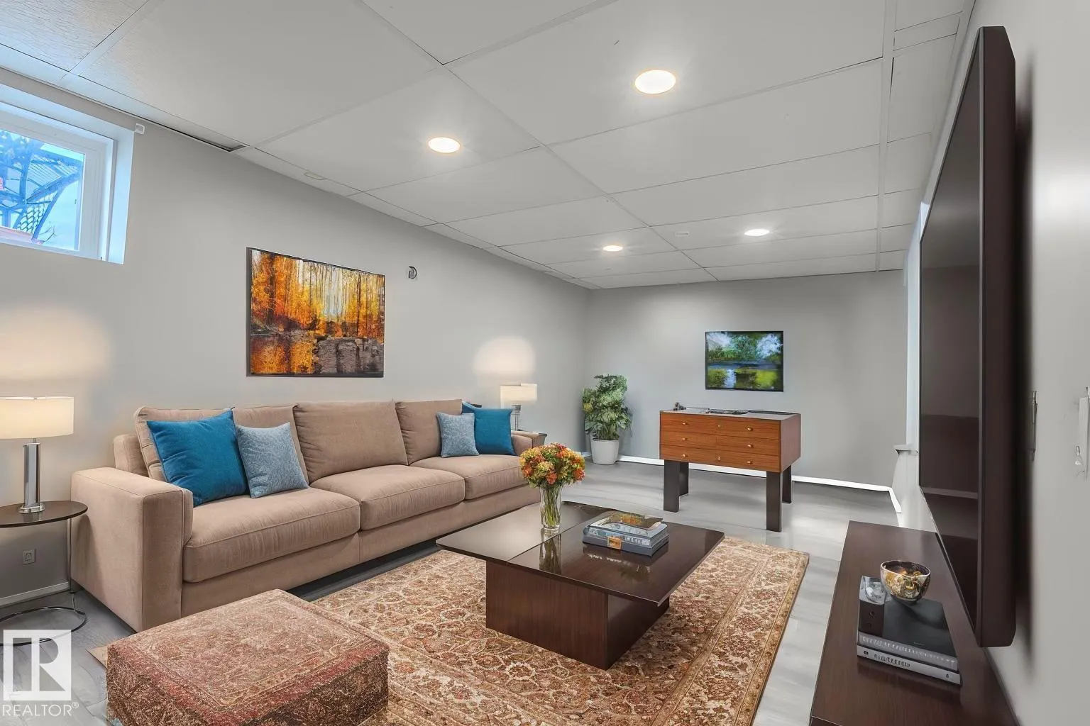 2716 44A AV NW