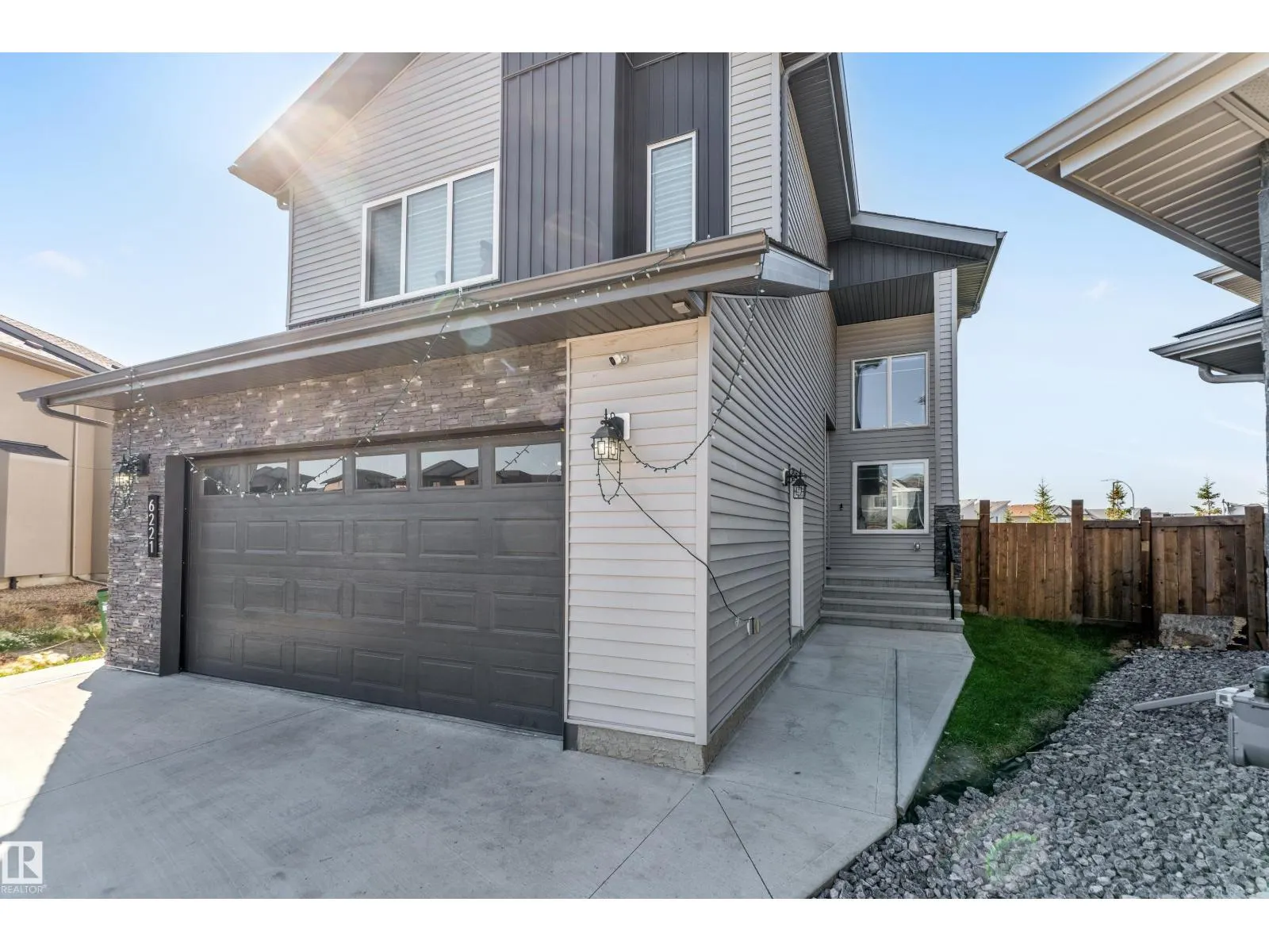 6221 172A AV NW