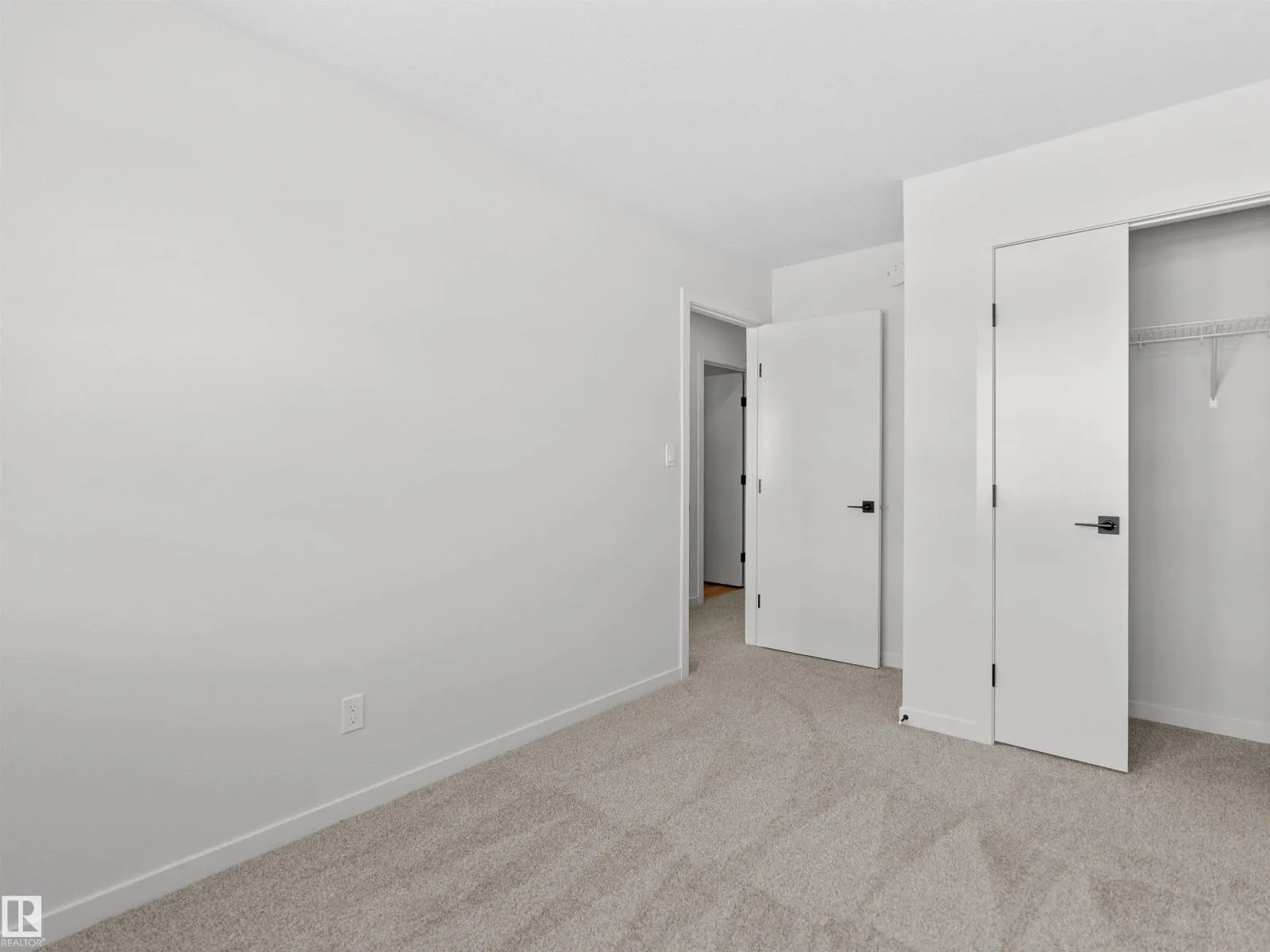 22919 80 AV NW