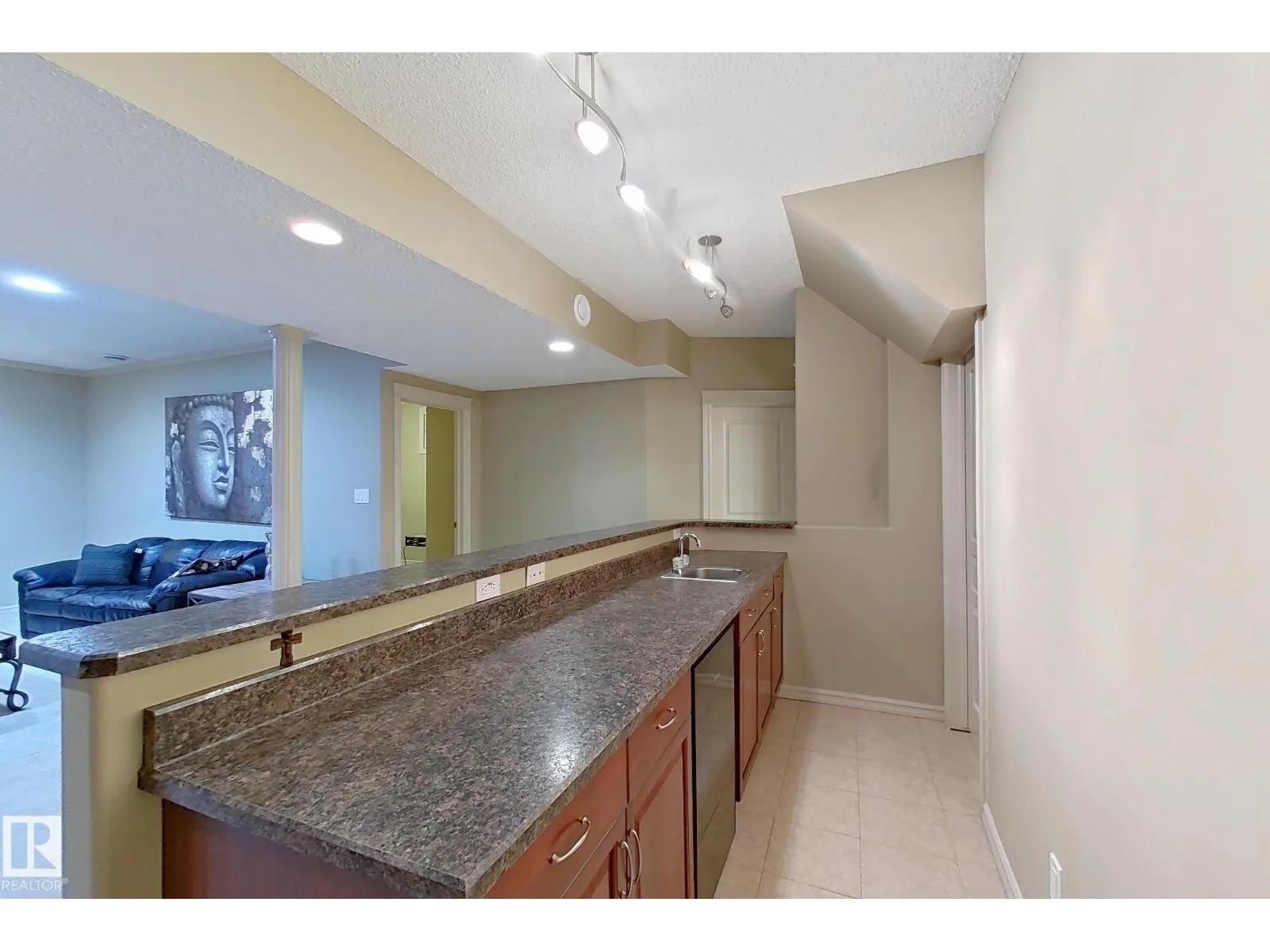 1206 MCKINNEY CO NW
