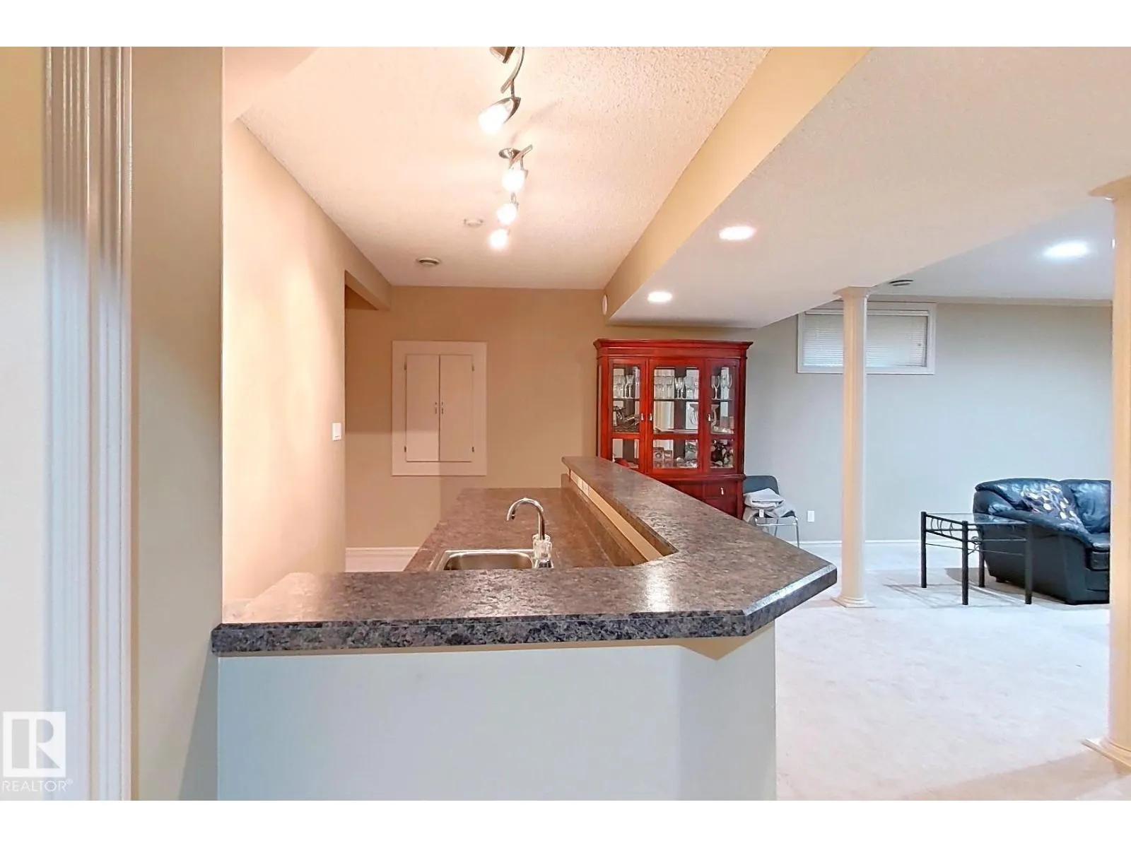 1206 MCKINNEY CO NW