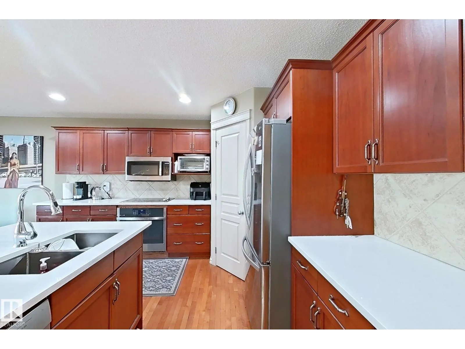1206 MCKINNEY CO NW