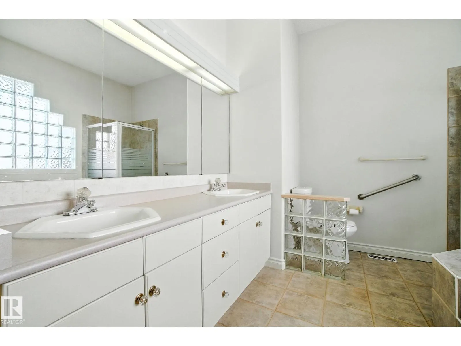 172 BLACKBURN W SW