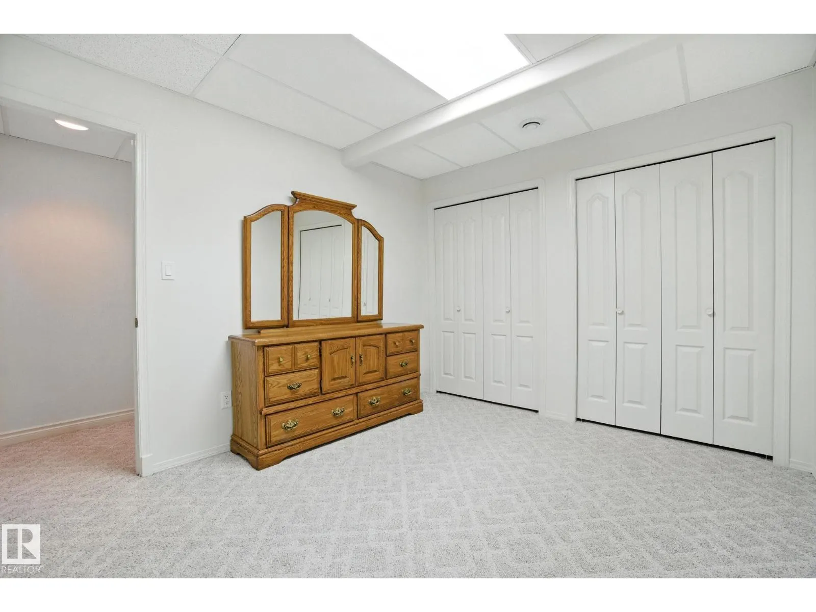 172 BLACKBURN W SW