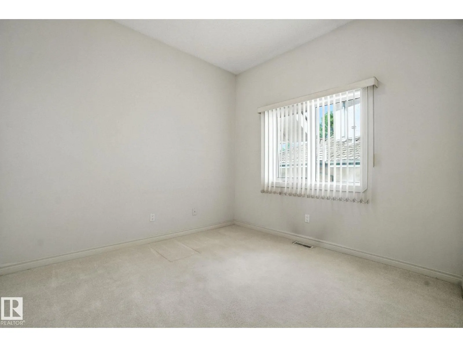 172 BLACKBURN W SW