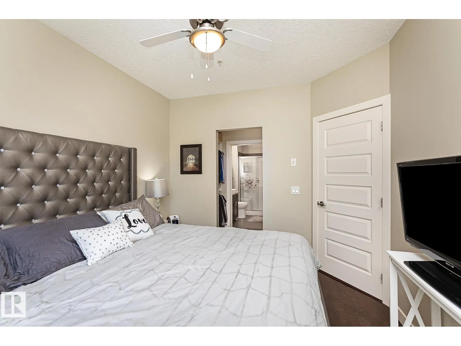 #209 1238 WINDERMERE WY SW