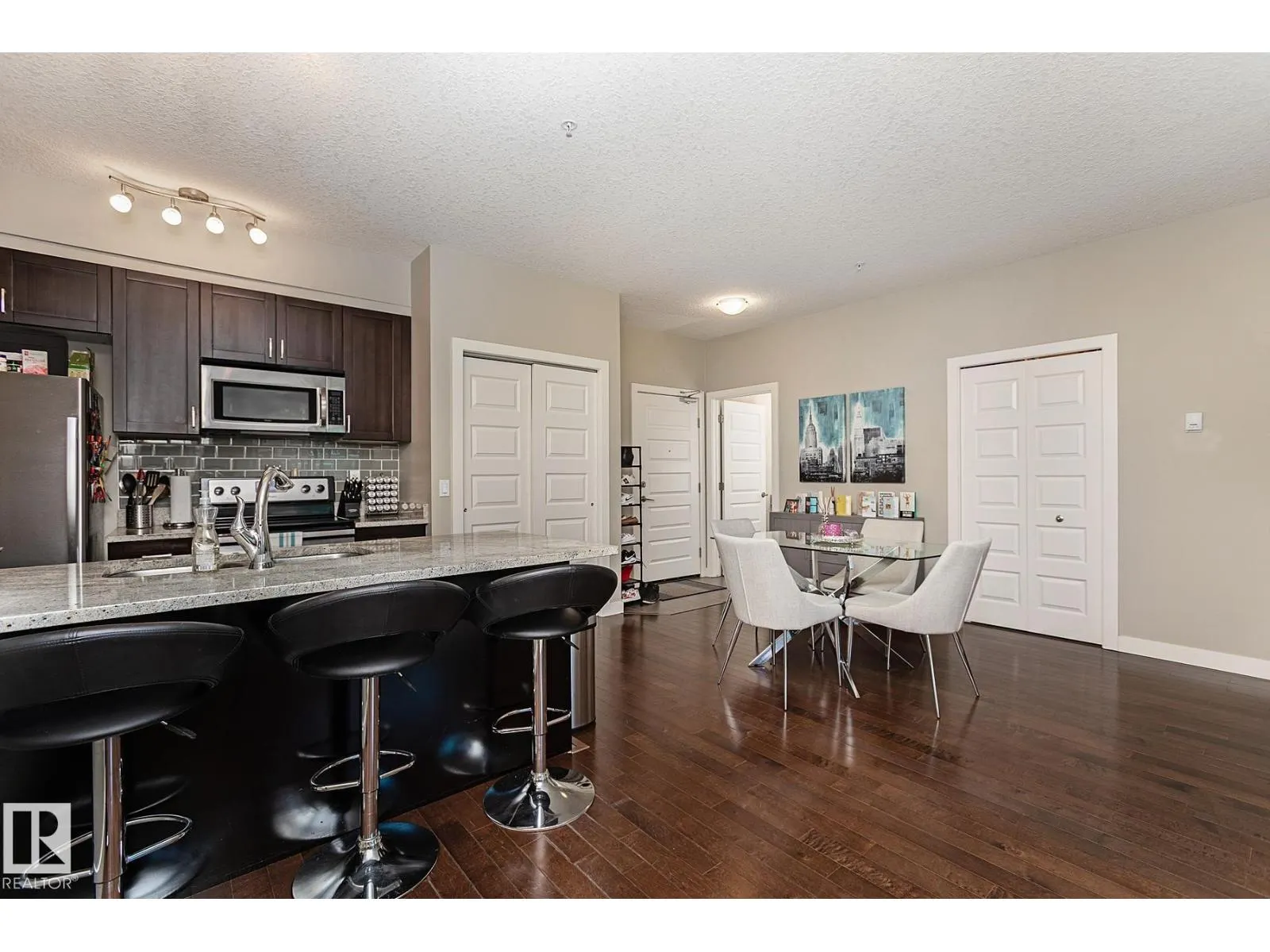 #209 1238 WINDERMERE WY SW