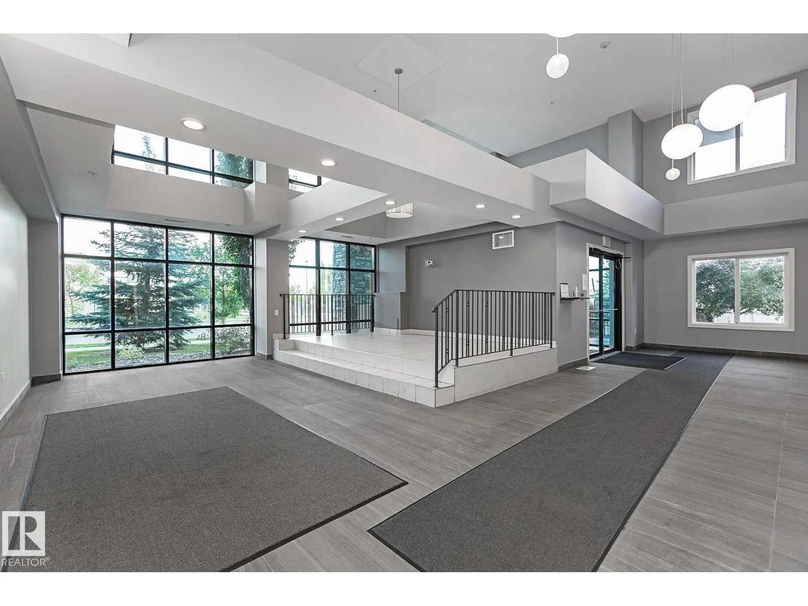 #209 1238 WINDERMERE WY SW