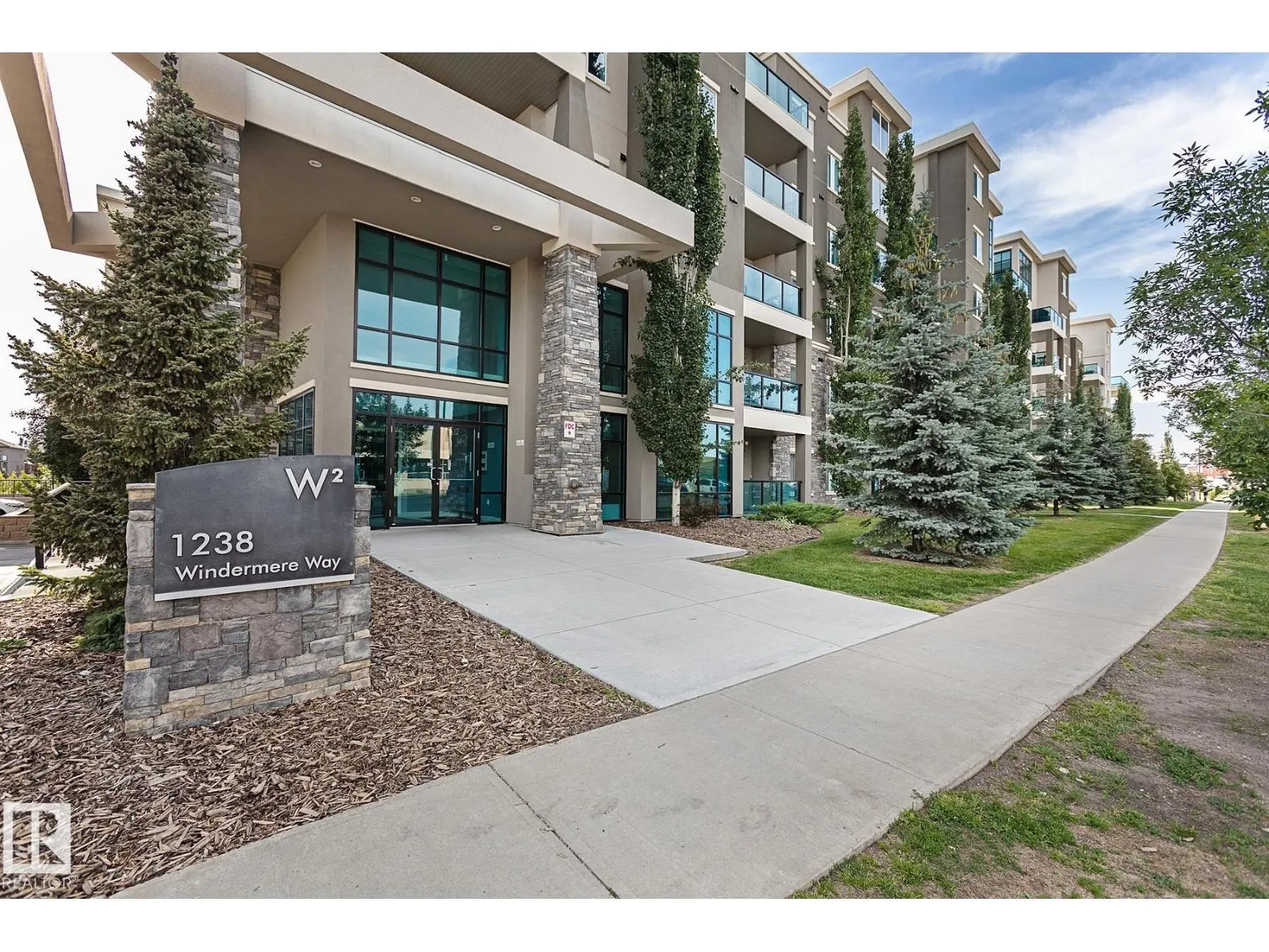 #209 1238 WINDERMERE WY SW