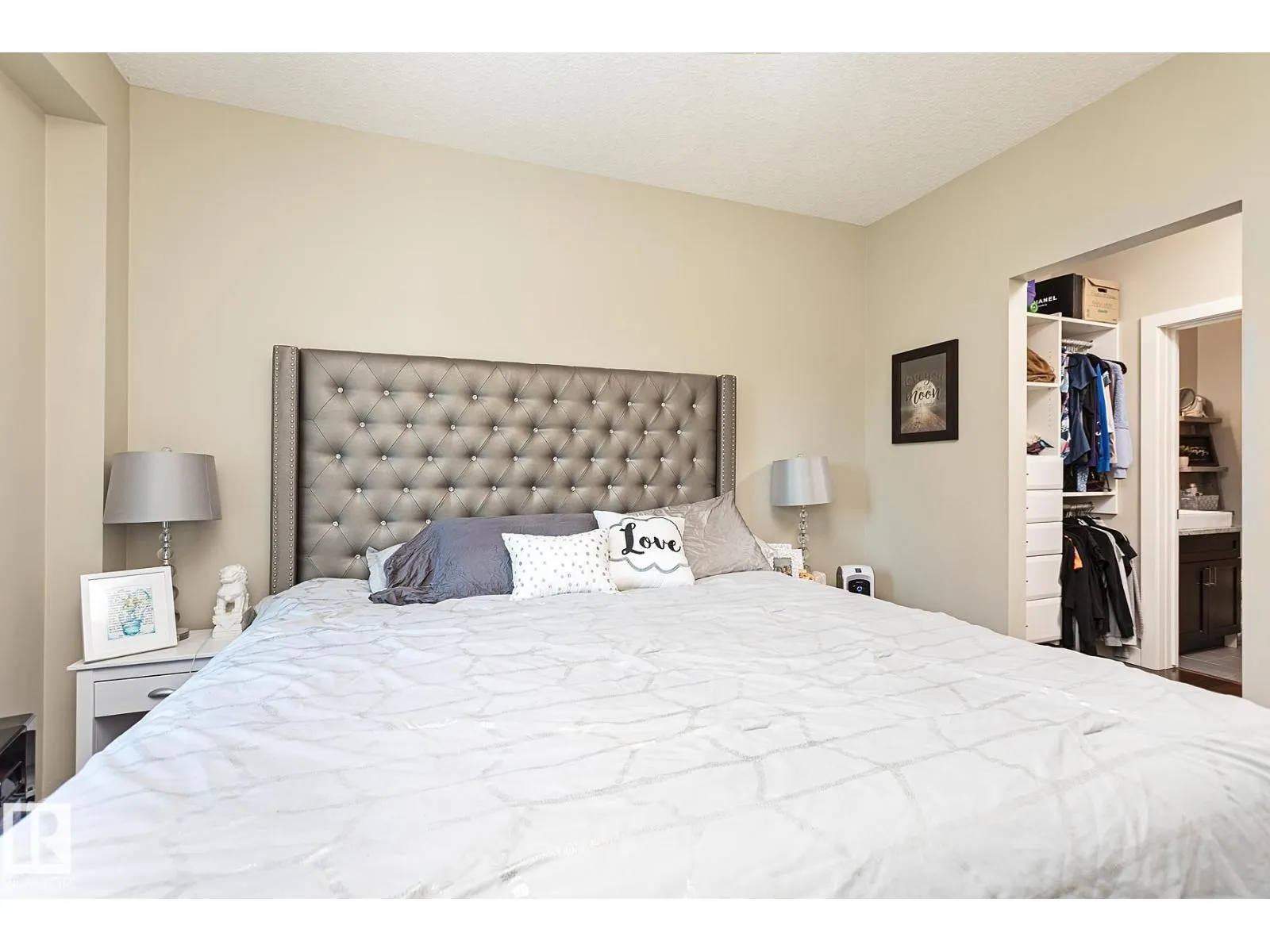 #209 1238 WINDERMERE WY SW