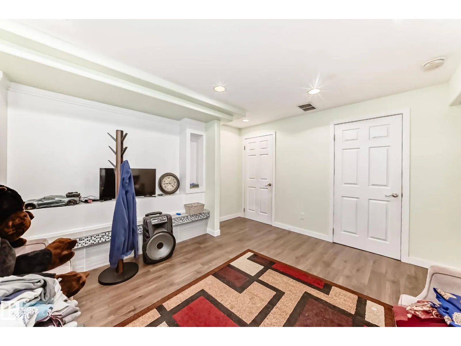 5506 165 AV NW