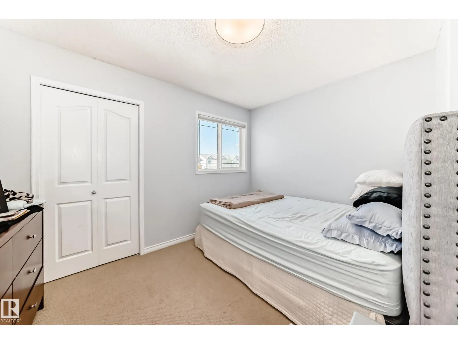 5506 165 AV NW