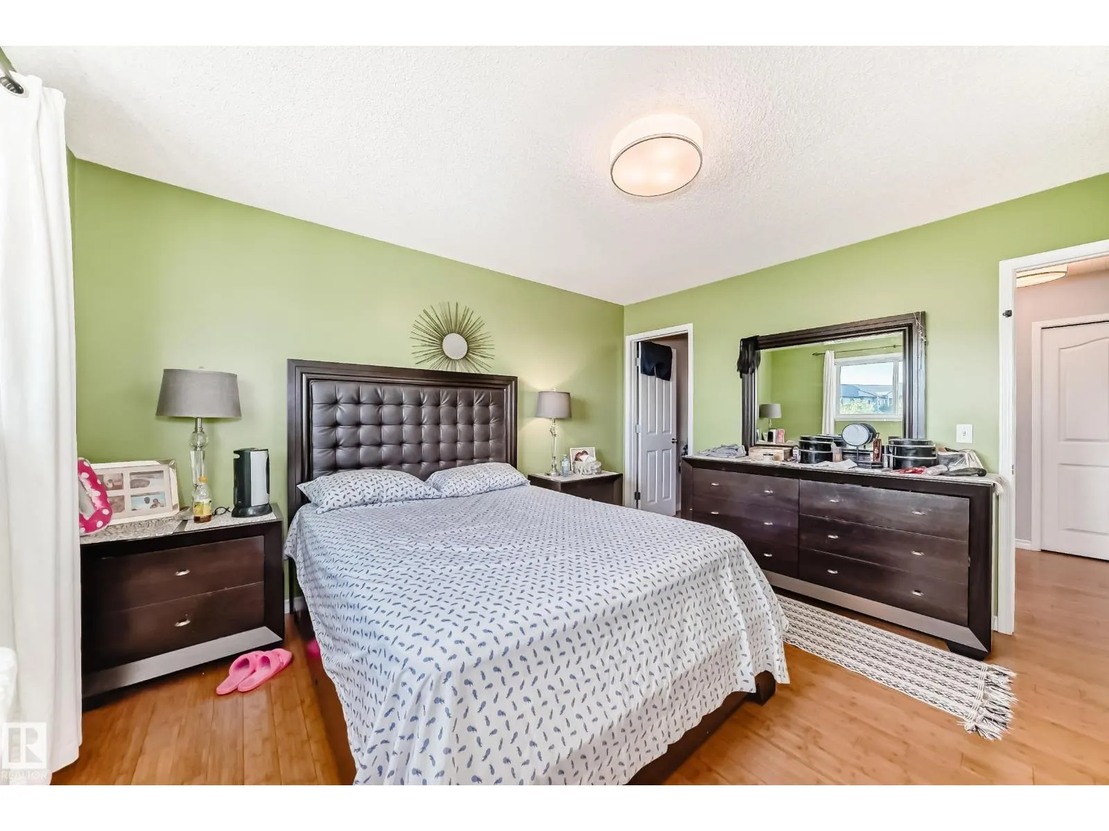5506 165 AV NW