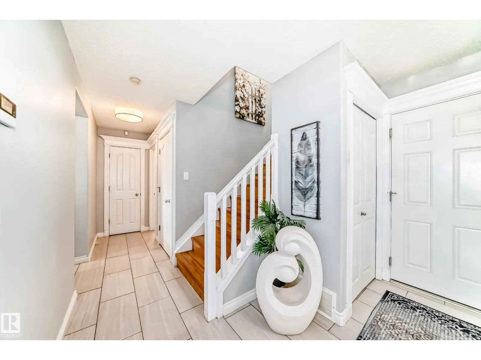 5506 165 AV NW