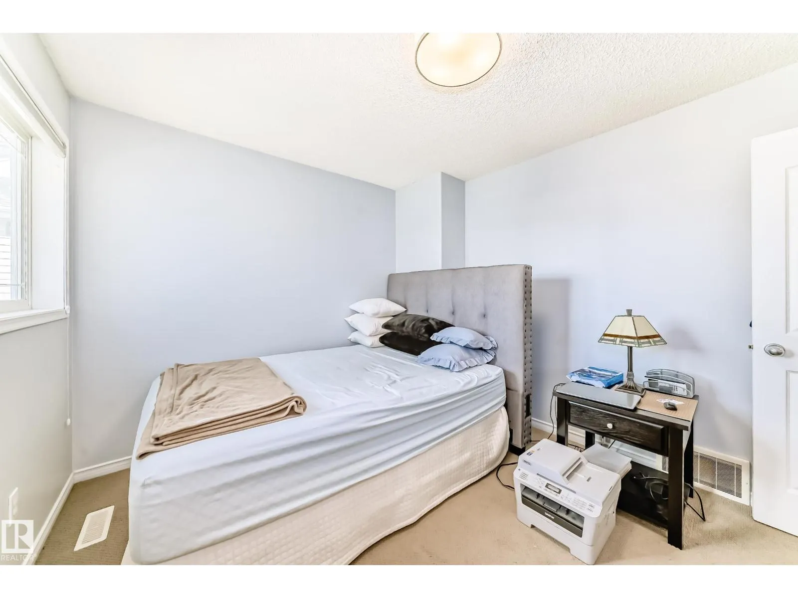 5506 165 AV NW