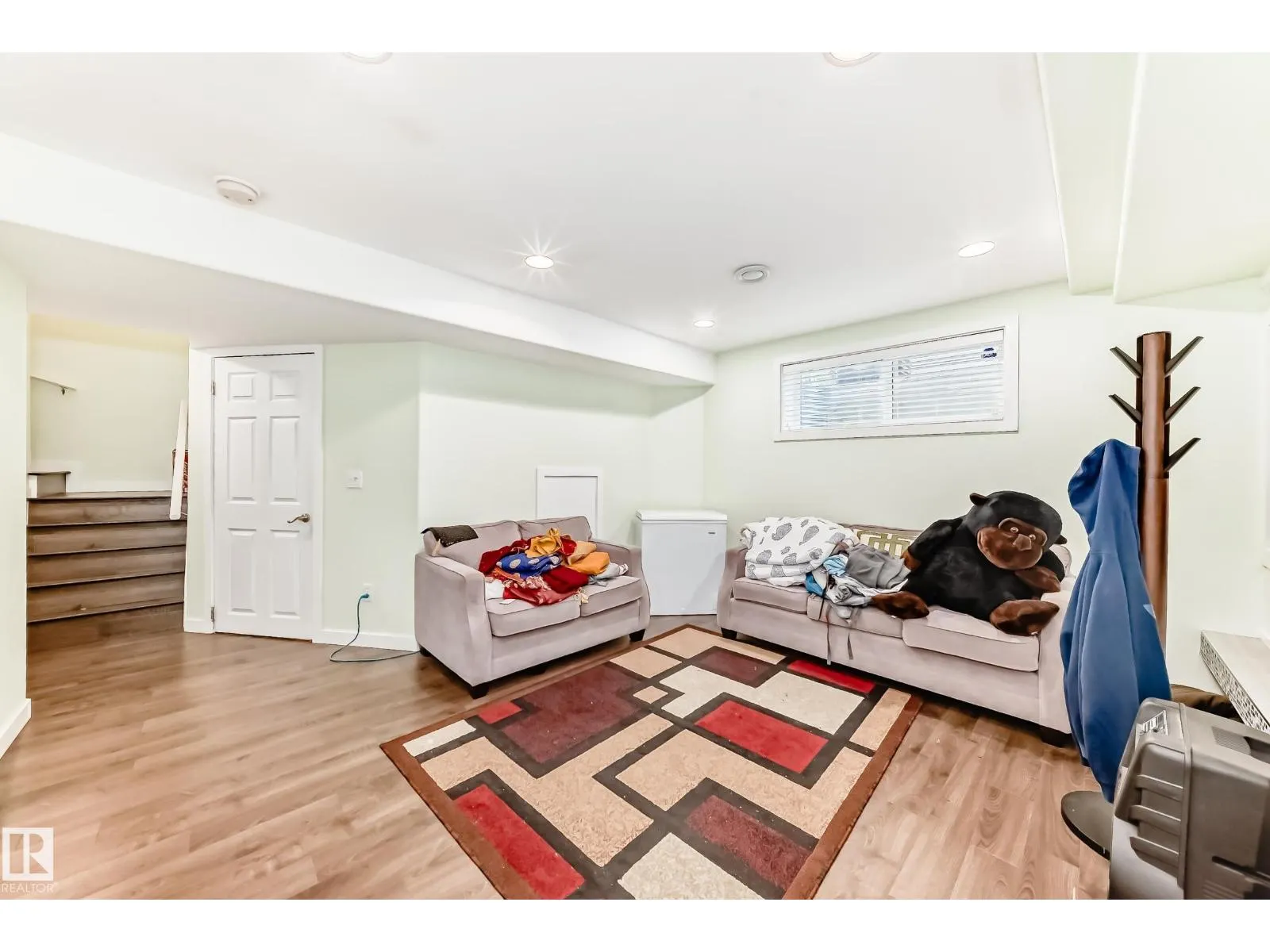 5506 165 AV NW
