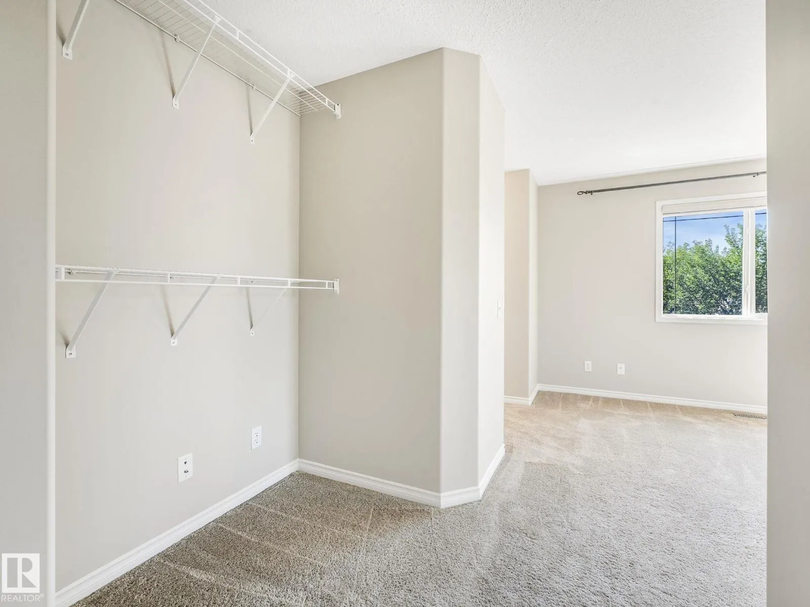 6123 5 AV SW