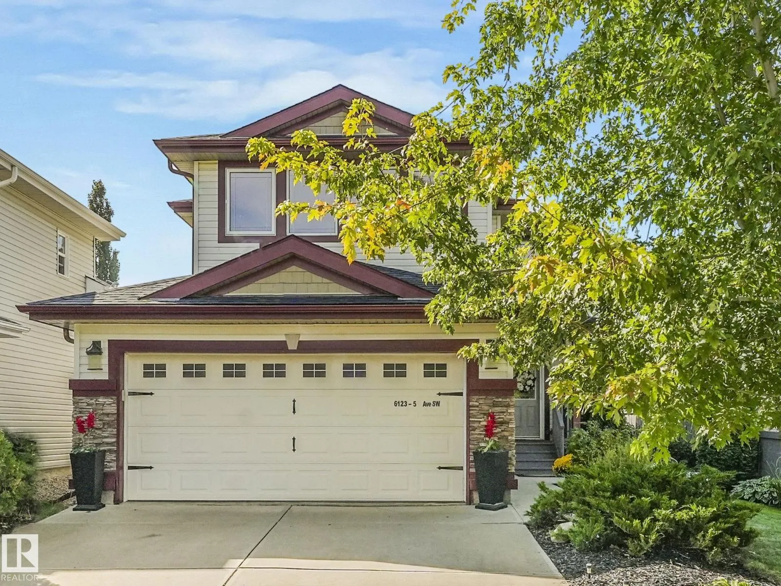 6123 5 AV SW