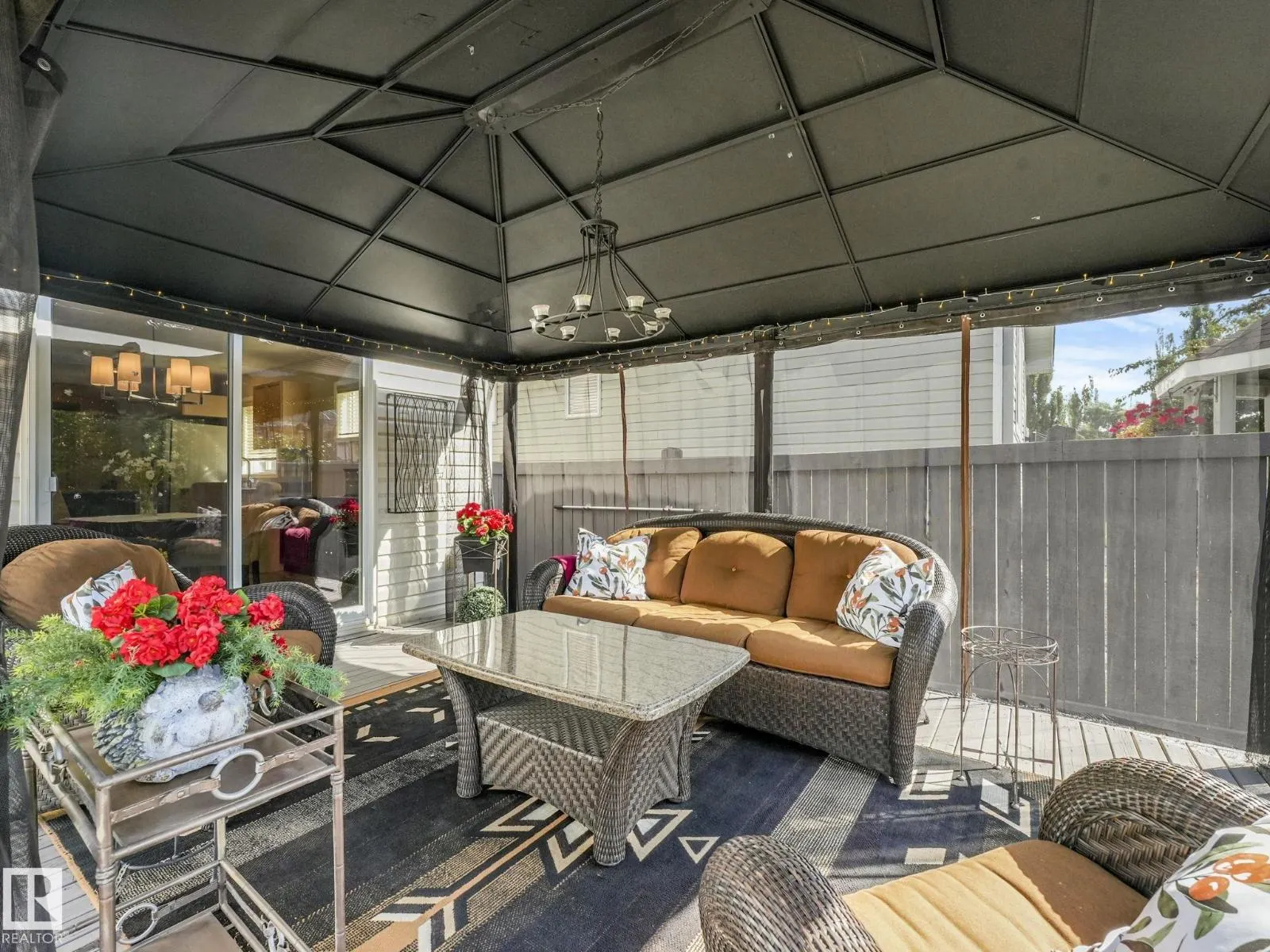 6123 5 AV SW