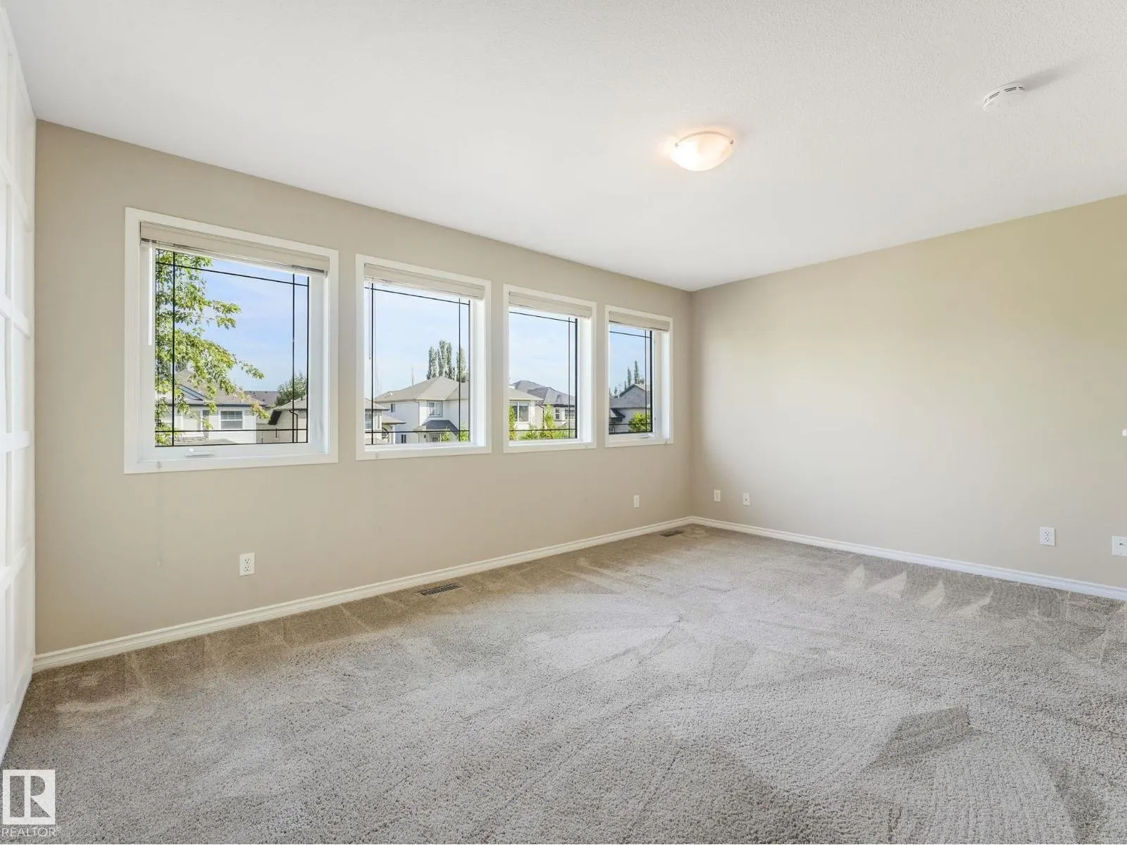 6123 5 AV SW