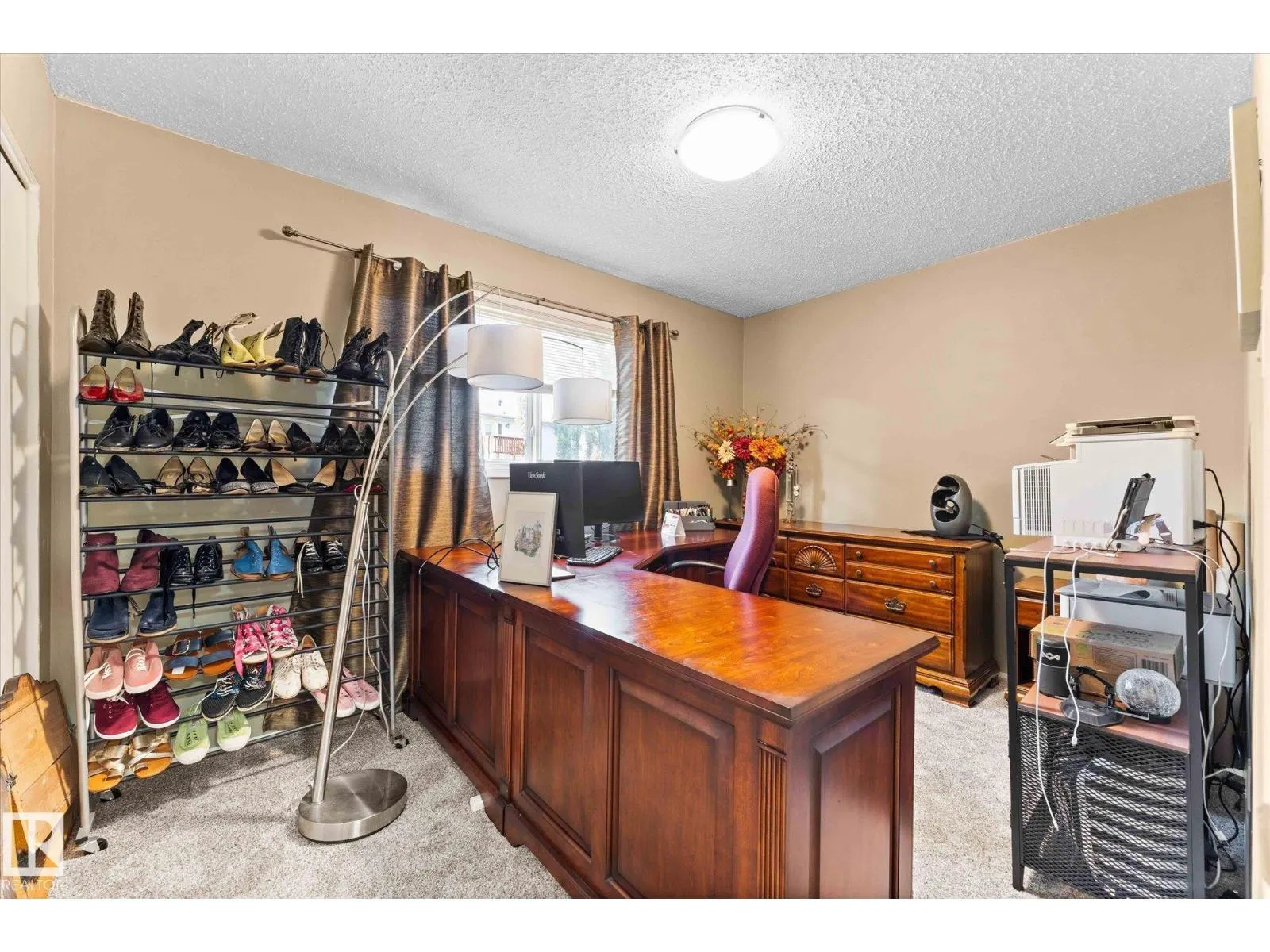 1 MILLER AV
