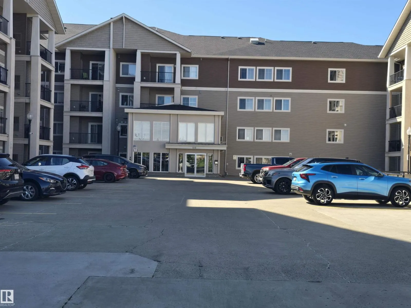 #425 105 WEST HAVEN DR