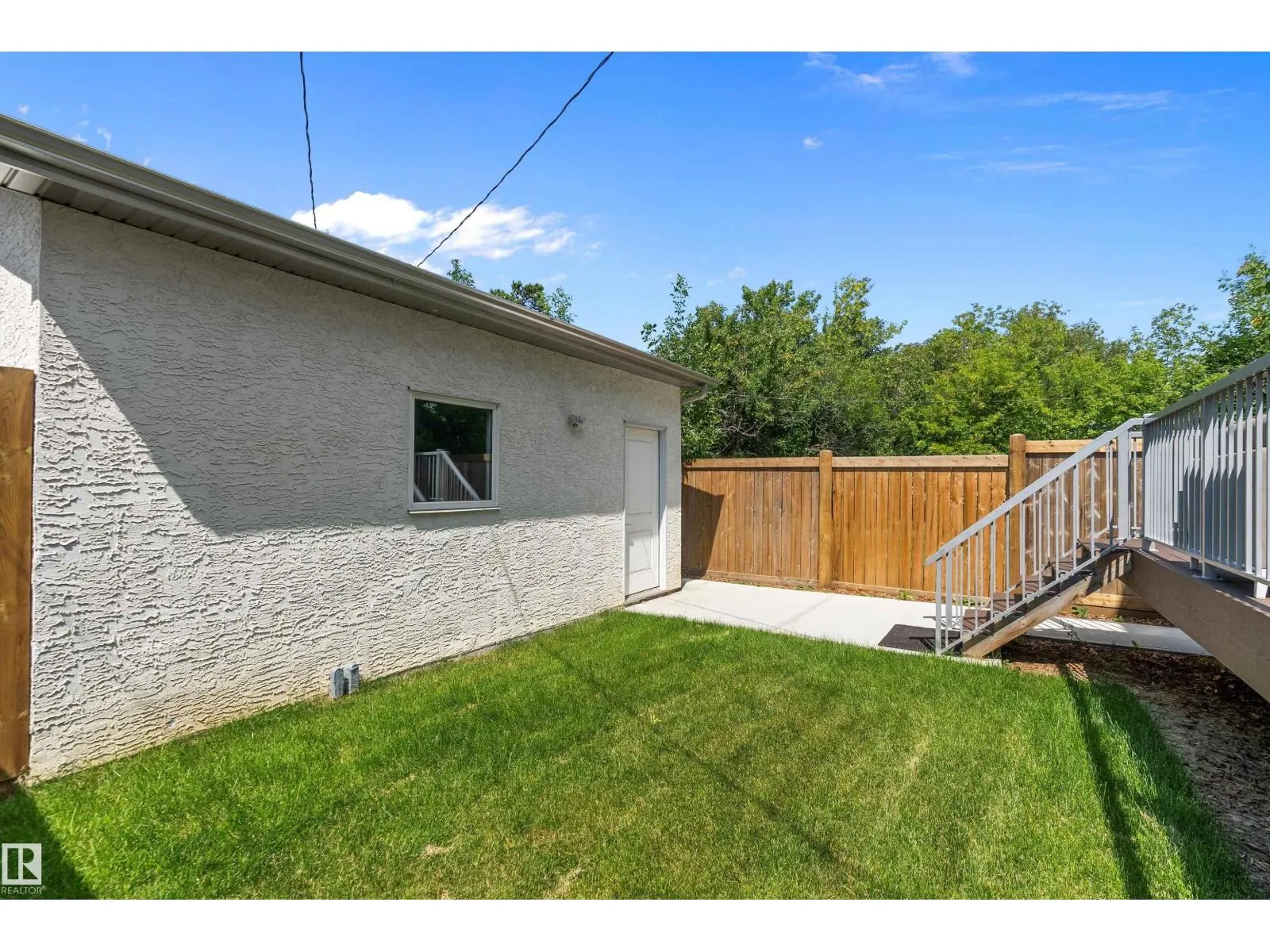 8422 117 ST NW