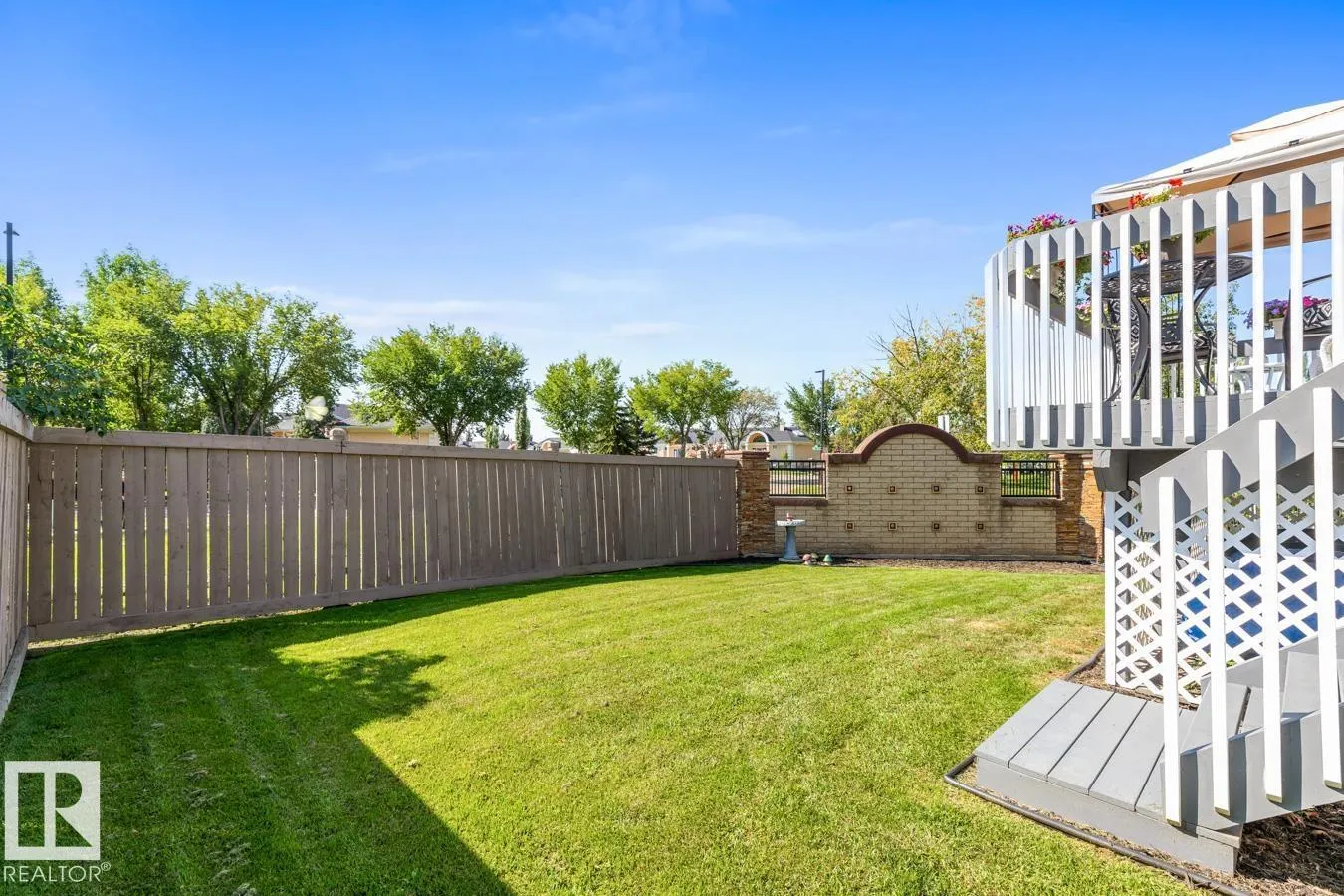 11735 10 AV NW NW