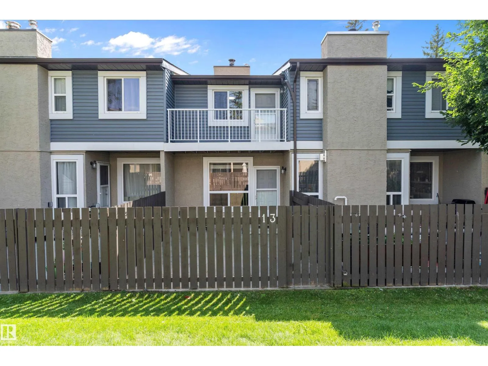 #13 7604 29 AV NW