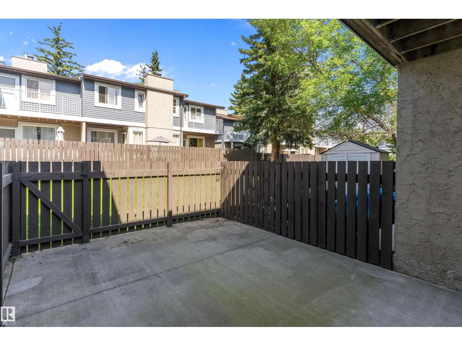 #13 7604 29 AV NW