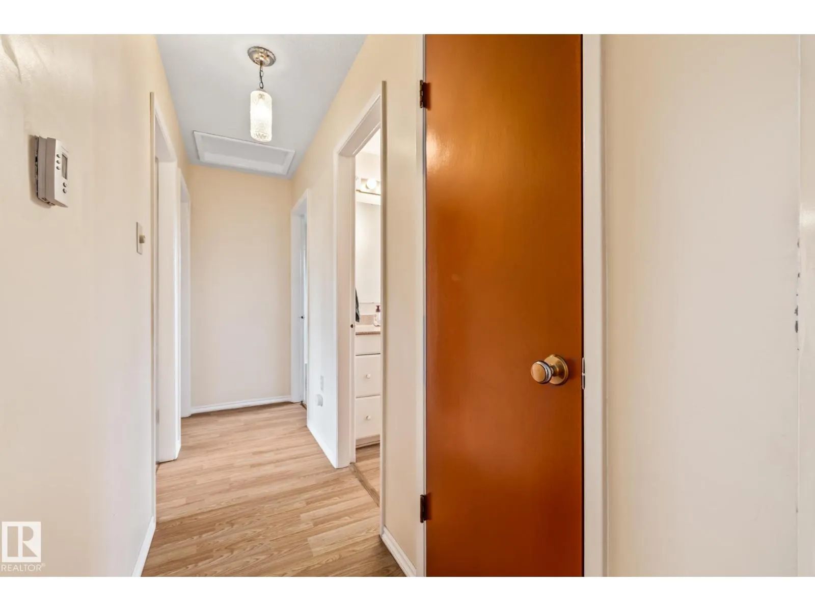 10832 31 ST NW