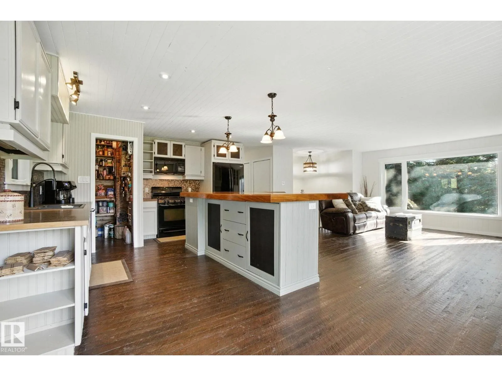 #8 53212 RGE ROAD 15