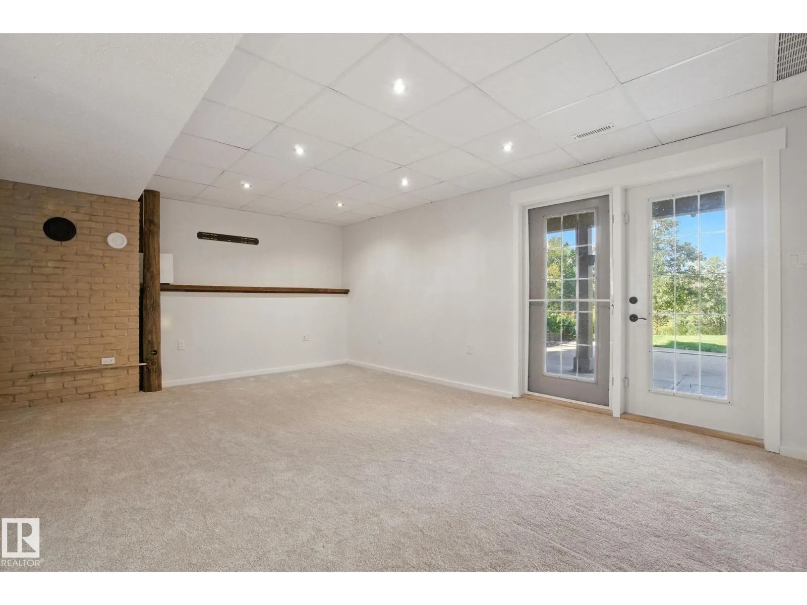 #8 53212 RGE ROAD 15