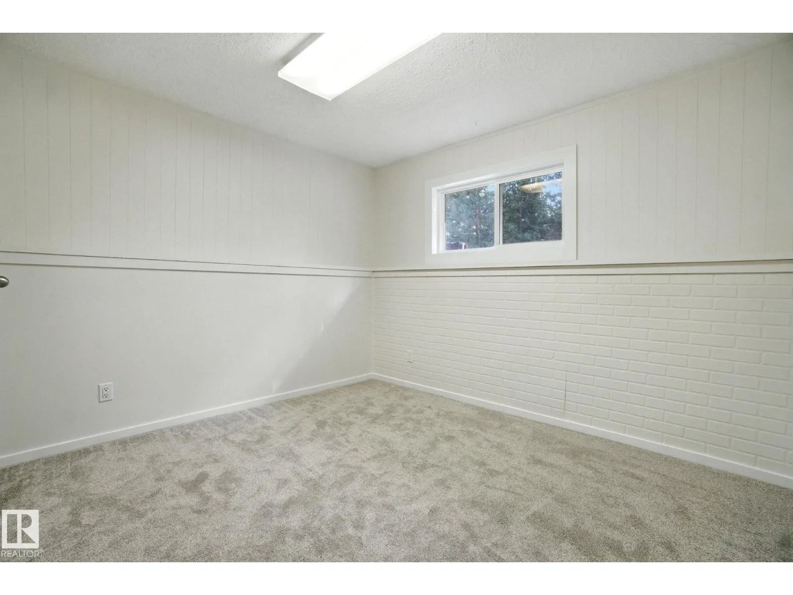 #8 53212 RGE ROAD 15