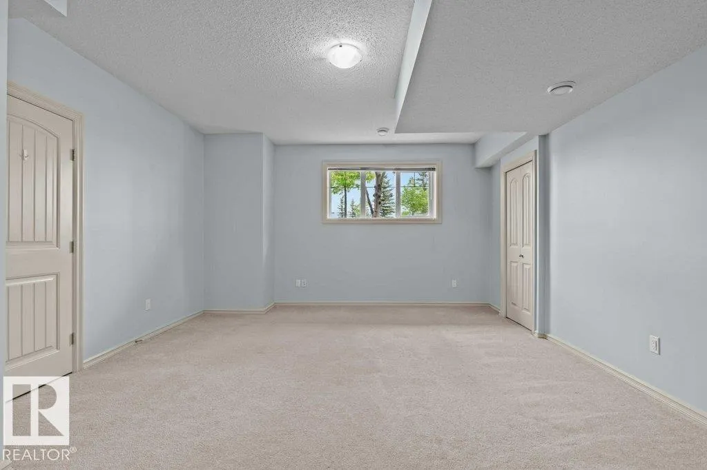 590 TAMARACK RD NW
