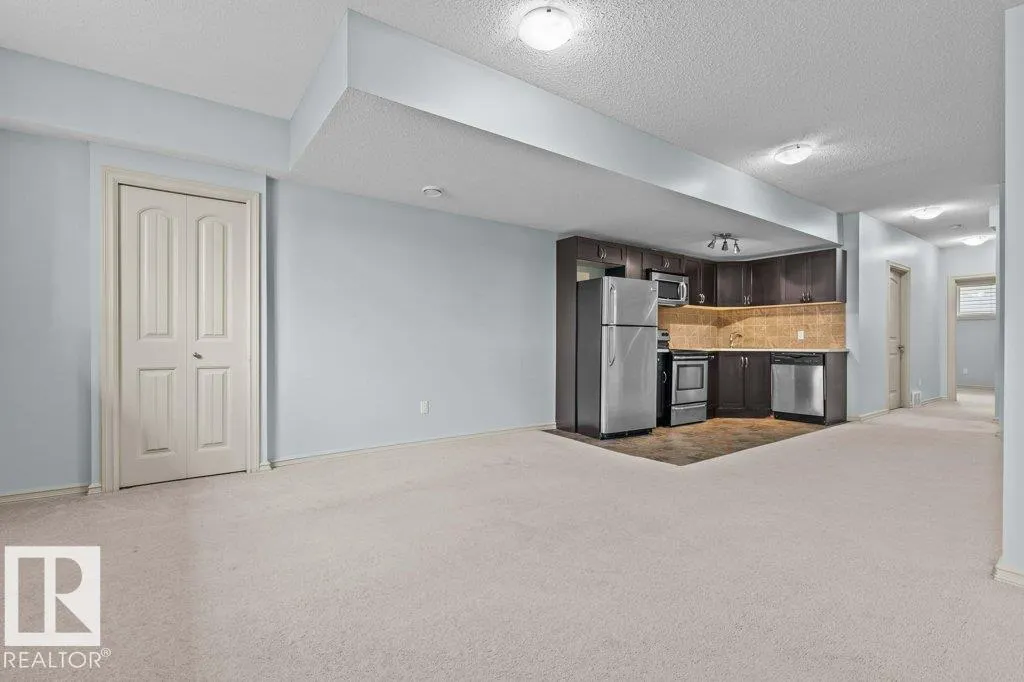 590 TAMARACK RD NW