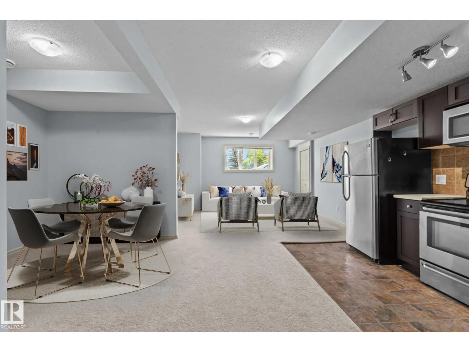 590 TAMARACK RD NW